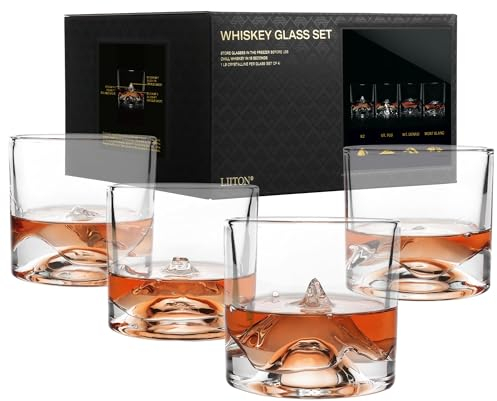 LIITON Exklusiv Whisky Gläser The Peaks 4-teilig aus Kristallglas, Tumblergläser mit Denali, Everest, Fuji & Mont Blanc, Geschenke für Männer für Cocktails, Bourbon Trinkgläser Geschenkset
