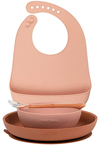 Nattou Stoviglie in silicone per bambini, 4 Pezzi, 1 Cucchiaio, 1 Piatto piano, 1 Scodella, 1 Bavaglino con tasca, Senza BPA, Silicone, Rosa/Marrone