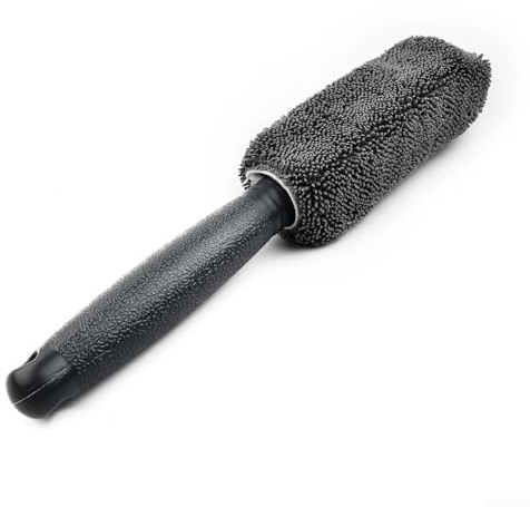 Brosse de nettoyage douce et délicate parfaite pour l'entretien des pneus et des jantes