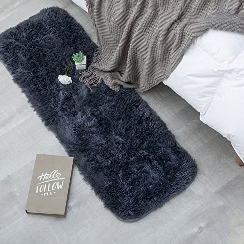 CHOSHOME Teppich Schlafzimmer Moderner Flauschiger Teppiche Anti-Rutsch Unterseite, Waschbarer Teppich Wohnzimmer Hochflor Schlafzimmer rutschfest Flauschig Weich Teppiche Einfarbig Grau 40x120CM