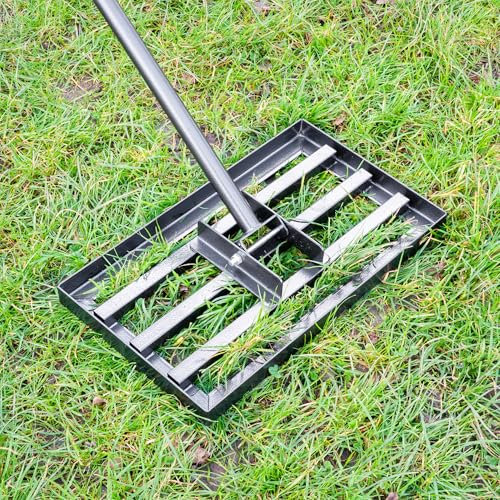 Pelle & Sol 43 x 25 cm Lawn Levelling Rake for Gardening - 6FT Adjustable Heavy Duty Garden Rake – Stainless Steel Lawn Lute & Leveling Tool – Rakes for Gardening, Garden Tools for Landscaping