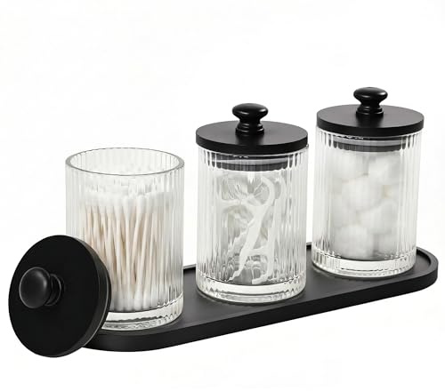Skleptix Set di 3 contenitori per batuffolo di cotone e dispenser per dischetti di cotone – Traslucido a costine in vetro con coperchi in bambù nero, organizer da bagno con vassoio nero