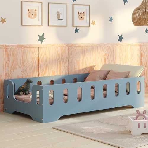 smartwood Golvsäng 70x140 Blå - Montessori Barnsäng i trä med FSC-certifikat - TILA 2B med fallskydd och ribbotten, belastningsbar upp till 230 kg - Enkel montering
