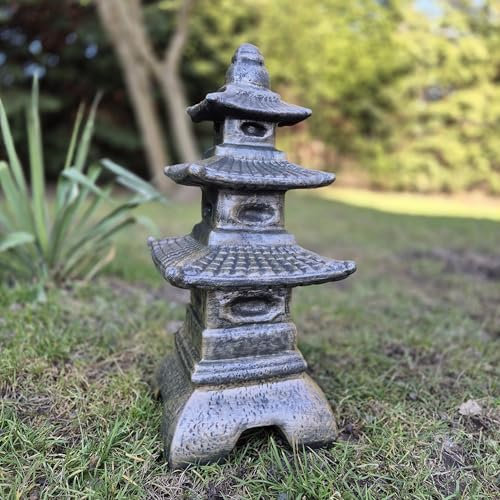FABRIQ Tachi-Doro - Lanterne japonaise en pierre - 46 cm de haut - Pagode de jardin en pierre massive résistante aux intempéries - Résistante au gel jusqu'à -30 °C - Décoration zen pour l'extérieur