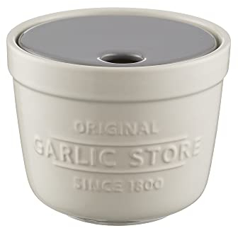 Mason Cash Innovative Kitchen Garlic Store with Grater Lid | Stoneware Storage Pot with Air Vents to Keep Vegs Fresh | Dual-Function Lid for Grating Ginger