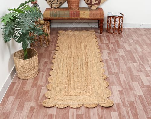Hand Woven Natural Jute Scalloped Rug, Reversible Boho Entry Area Rugs for Kitchen, Living Room, Farmhouse Indoor Outdoor Decorative Floor-Rug, Bohemian Style Size 2x4 Ft