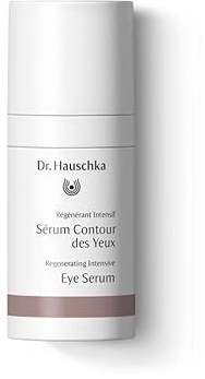 Contour des yeux de la marque Dr. Hauschka idéal pour femme