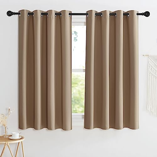 KGORGE Värmeisolerande gardiner med öljetter vardagsrum gardiner kort ogenomskinliga set om 2 mörkläggningsgardiner för sovrum termisk gardin mot värme, 145 x 140 cm (H x B cappuccino