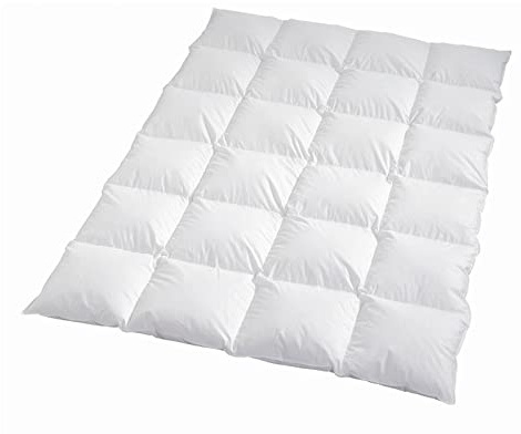 Traumschlaf Daunendecke Himalaya extra warm – Bettdecke mit 100% Daunenfüllung – besonders weich & bauschig – hohe Wärmeleistung für kalte Nächte, atmungsaktiv & Made in Germany – 135x200 cm