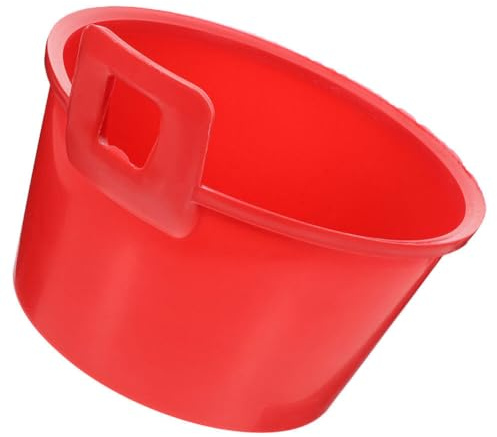 Red Plastic Water Scoop for Gardening Supplies and Watering Transfer