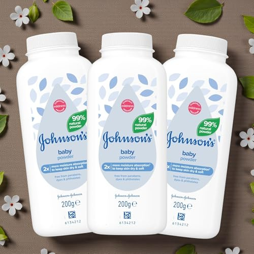 Johnson's Baby Powder 600g (3 x 200g Multipack) - Mildness for Newborn Delicate Skin, Absorbs Moisture to Keep Skin Soft & Dry