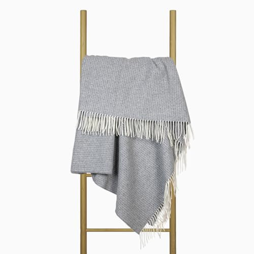 Morbida Coperta in Lana Merinos 140x200 con 10% Cashmere – Coperta Calda per Letto e Divano, Copriletto Invernale con Frange, Elegante Plaid per Divano e Sofà – NOSTRA Andora