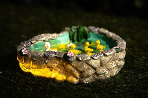 Garden Mile Solar Powered Duck Pond Ornament - Durable Waterproof Resin Outdoor Garden Decor with Solar LED Lights (22cm)