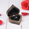 PEALOVCOM Caja de Madera para Anillo de Boda Caja para Anillo de Compromiso Cajita para Anillo en Forma de Corazón Interior de Terciopelo Negro Caja para Alianzas de Boda Caja para Anillo de Pedida