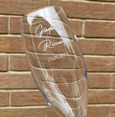 Generico Flute da Champagne Spumante Personalizzato - Calice Inciso Due Nomi e Caratteri Diversi | Ideale per matrimonio, anniversario, regalo, nozze, sposo, sposa