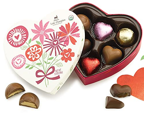 LAKE CHAMPLAIN CHOCOLATES Organic Hearts Celebration Gift Box, 2.3 OZ