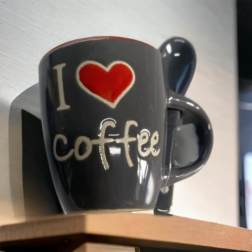 generico TAZZINA CAFFE’, IN CERAMICA CON CUCCHIAINO INTEGRATO, CON SCRITTA “I LOVE COFFEE”, ALTEZZA 6.5CM, CAPIENZA 65 ML. (Bianco_grigio)