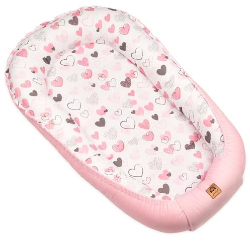 Babynestchen 2seitig Kuschelnest Kokon für Babys Nestchen antiallergischre Neugeborene Kokon Baby Nest 90 x 55cm Baumwolle und Velvet - Pink Herzen mit Klappe