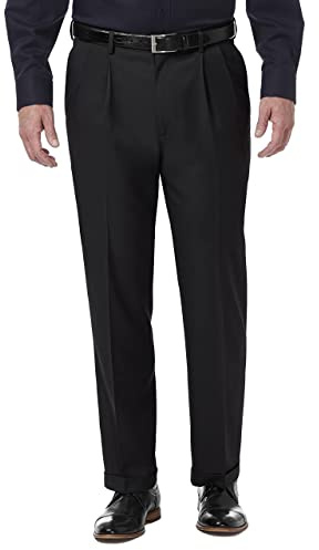 Haggar Men's Classic Fit Pleated Premium Comfort Dress Pant