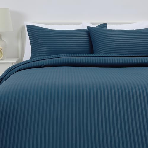 Amazon Basics Juego de Funda nórdica Cama 150/160 de Microfibra, 3 Piezas, Funda de edredón 240 x 220 cm y 2 Fundas de Almohada 50 x 80 cm, Azul Marino, Rayas