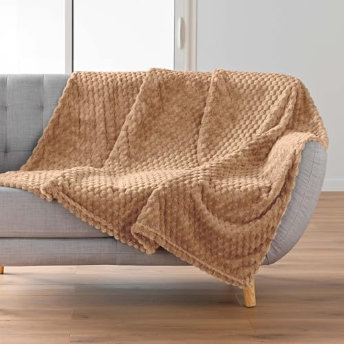 Douceur d'Intérieur, Plaid Doux (125 x 150 cm) Mini Frosty Camel, Flanelle Relief Unie