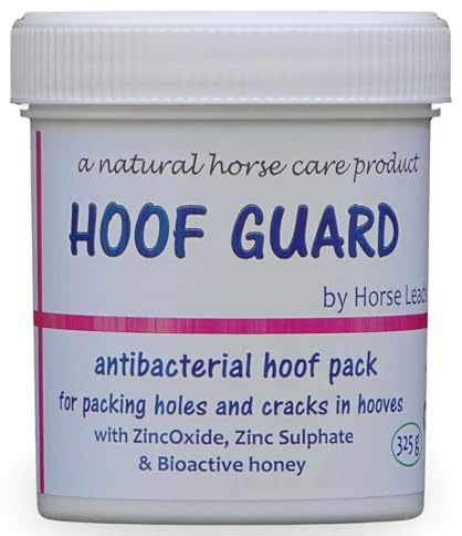 Hoof Guard antibacterial horse hoof pack to stuff holes cracks and crevices 325g
