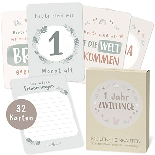 Mintkind ® Meilensteinkarten Baby | Wundervolles Geschenk zur Geburt | Baby Meilensteinkarten für Mädchen und Junge | 32 Baby Monatskarten im Set für zauberhafte Baby Fotos (Zwillinge Wald)