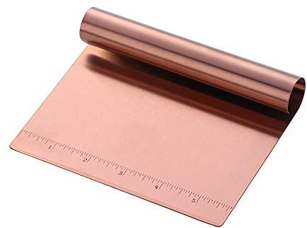 Pastry Cutter Bench Scraper & Chopper Stainless Steel Mirror Polished with Measuring Scale Multipurpose Cake Pizza Cutter Pastry Bread Separator Scale Knife Rose Gold