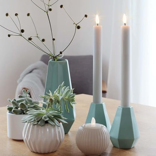 hellum LED Stabkerzen, 2 Stück LED Kerzen mit Timer grau, gerillt, Kerzen mit Fernbedienung, flackernde Flamme, mit Timerfunktion, batteriebetrieben 24,5 x 2,2cm <59lm 151848