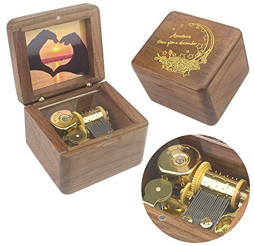Sinzyo boîte à Musique en Bois Naturel avec Photo Personnalisable Noël, Anniversaire, Saint Valentin Cadeau(Noyer caractère, Mélodie:Anastasia-Once Upon a December)