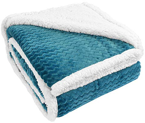 Catalonia Classy Sherpa Throws Blanket, Soft Comfy Fluffy Cozy Fleece Plush Blanket for Sofa Couch Single Bed, Warm Thick Winter Couch Throw, All Season for Adults Children 150 x 130 cm Chevron Blue