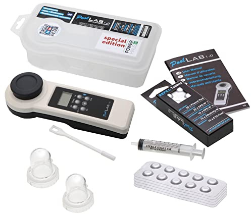 POWERHAUS24 Special Edition: 13 in 1 PoolLAB® 1.0 elektronischer Wassertester mit 70 Testtabletten inkl. Ersatzküvette