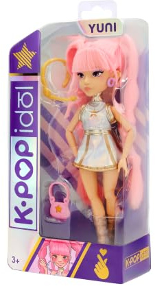 K-POP IDOL Muñeca Yuni Fashion Doll Estilo K-Pop Moonlight, Cabello Rosa Trenzado. 3 Accesorios para Crear Outfits Optimo para Fans a Partir de 3 Años de Edad