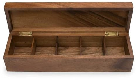 SHOBI Scatola in Acacia Porta Bustine di Tè e Tisane, 4 Scomparti, Contenitore in Legno con Coperchio Porta Bustine Ideale per Hotel e B&B (Con Coperchio)