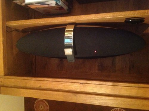 Bowers and Wilkins Zeppelin Speaker for Apple iPod and iPhone