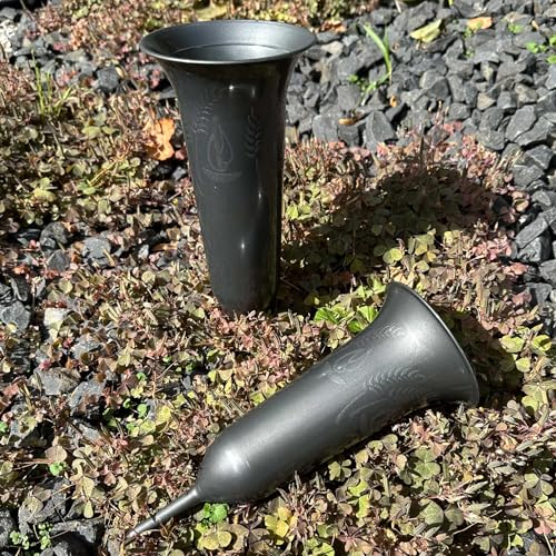 eberin · Friedhof Grabvase · Grabblumenvase mit Symbol · Steckvase fürs Grab · dekorative Blumen- oder Gesteckvase · 2 Größen verfügbar (Kunststoff H: 32cm Ø 12cm)