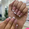 24PCS Press on Nails Medium Künstliche Fingernägel - Rosa French Fake Nails Nägel Zum Aufkleben - quadratisch falsche Nagelspitzen mit Heart (French Heart)