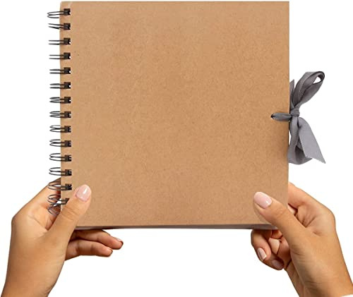 Pequeño álbum de recortes – DIY Instax Mini álbum de fotos con 50 papeles de manualidades marrones – Libro de fotos perfecto para bodas, aniversarios, cumpleaños, bebé y regalo (pequeño, marrón)