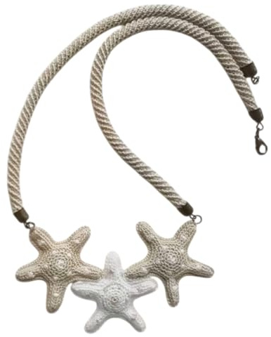 collana all'uncinetto con pendenti stelle marine