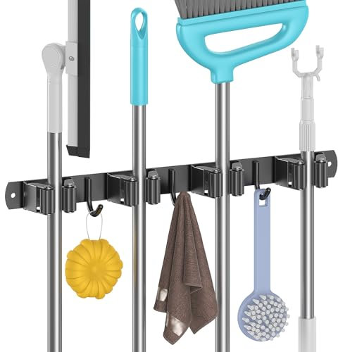 Juspota Accroche Balai Mural sans Percage, Porte Balais Mural avec 4 Supports et 3 Crochets, Support Balais Mural avec Vis, Attache Range Balai Mural, Range outils de jardin, Noir