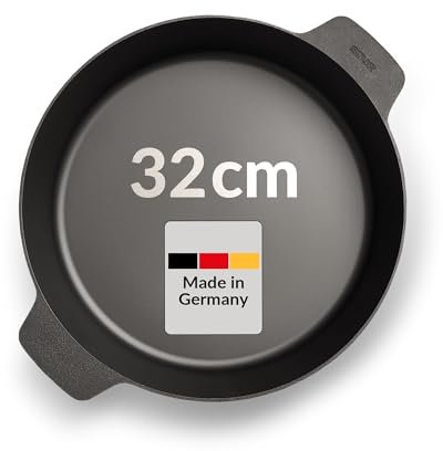 STUR - ORIGINAL Gusseisenpfanne Induktion 32cm mit 2 Griffen - Cast Iron Pan für alle Herdarten - Grillpfanne Gusseisen groß ohne künstliche ANTIHAFT-BESCHICHTUNG & kratzfest - Made in Germany