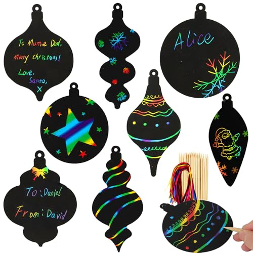 BETESSIN Kits de 24 Scratch Art Noël Carte à Gratter Boules de Noël pour Enfant Papier à Gratter Dessin à Gratter avec Bâtons et Rubans Étiquettes Cadeaux Bricolage Décoration Sapin de Noël