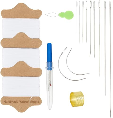SOFPLATE Kit de Réparation de Couture : 3 bobine de Fil Ciré Blanc Résistant 11 aiguilles Robustes 1 enfile Aiguilles 2 dés à Coudre 1 découseurs pour Cuir Toile Matelassage Chaussures Vêtements Proje