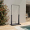 Home Deluxe Solardusche mit Bodenplatte Paros - 110 x 76 x 219 cm - 40L | Gartendusche, Pooldusche, Outdoordusche