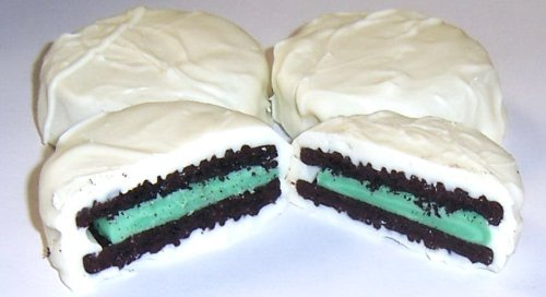 Scott's Cakes White Chocolate Covered Cool Mint Oreos in a 1 Pound White Bakery Box