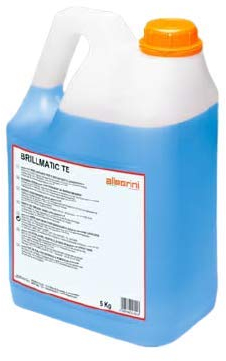 BRILLMATIC TE TANICA 5 KG ALLEGRINI DESCRIZIONE: Prodotto specifico per l'asciugatura finale di stoviglie, piatti e bicchieri, da usarsi in lavastoviglie. Brillmatic consente l'asciugatura perfetta delle stoviglie impedendo la formazione di macchie calcaree ridonando a piatti e bicchieri la loro naturale brillantezza.
