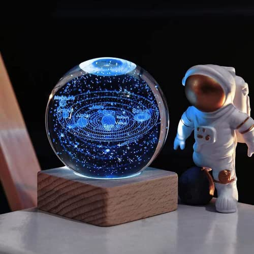 Coomir 3D Sonnensystem Planeten Kristallkugel Nachtlicht,3D-Lasergravurverfahren LED Ball Lampe,Mit Holzsockel,USB Nachttischlampe Kristallkugel Dekoratives Licht