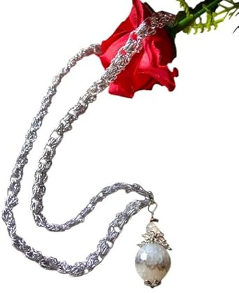 Sorelle Frappalà Collana girocollo artigianale fatta a mano, lavorata all'uncinetto con filato prezioso lurex argento e pendente in pietra naturale di Magnesite sfumatura grigia - pezzo unico