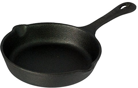 Buckingham Pre-seasoned Premium Cast Iron Skillet Frying Pan Suitable for Induction Electric Gas Oven Safe Ideal for BBQ Grilling Cast Iron Pan for Low Fat Healthy Cooking 16.5 Cm