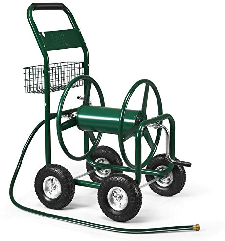 GOPLUS Carro dispensador para Manguera de riego sobre Ruedas para jardín, con Cesta de Almacenamiento, en un Marco metálico Resistente, 96 x 62 x 113 cm, Color Verde